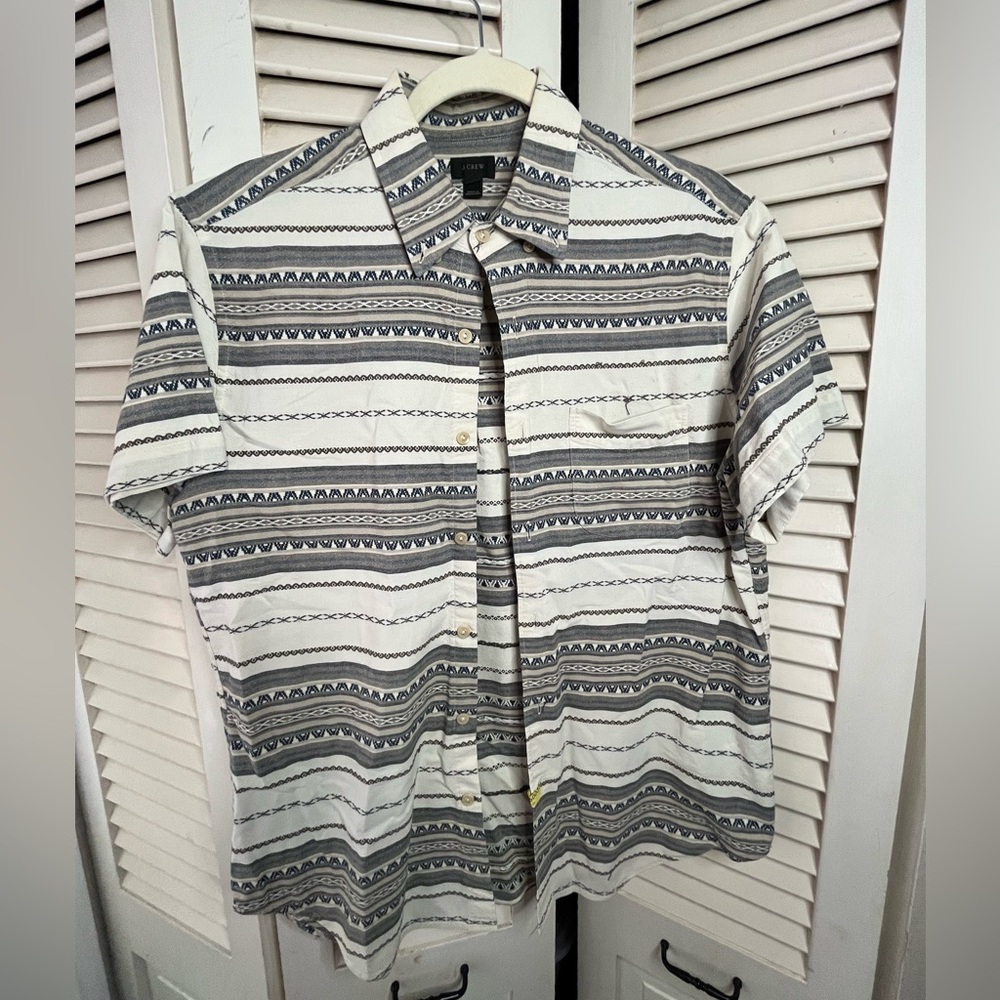 J. Crew Embroidered Stripe Pattern Short Sleeve Shirt Mens M